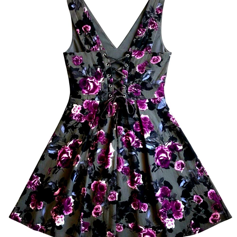 Hot Topic Y2K Purple Roses Fit Flare Mini Dress 2XL Iconic Tie Back Goth Pin Up
